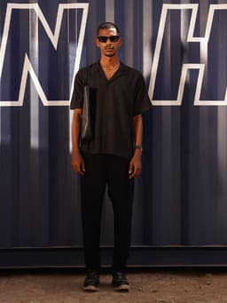 Onyx Textured Black